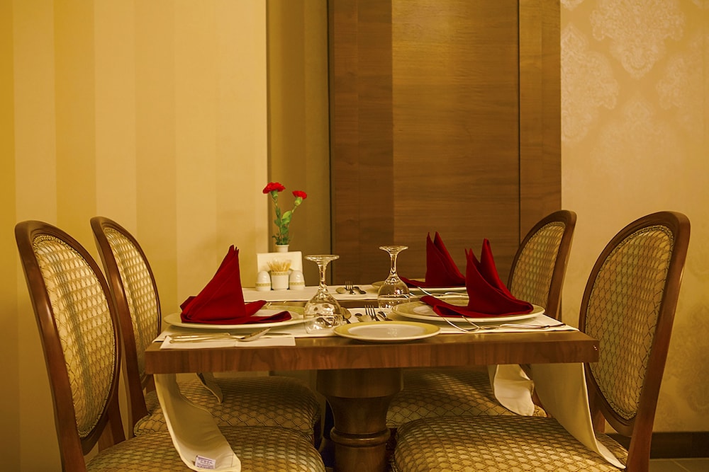 Diamond Elite Hotel and Spa - Adults Only 16 Plus 36/50