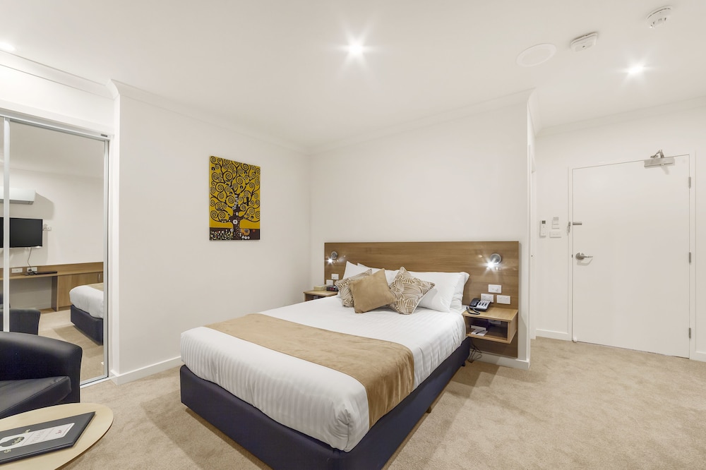 Ciloms Airport Lodge 29/63