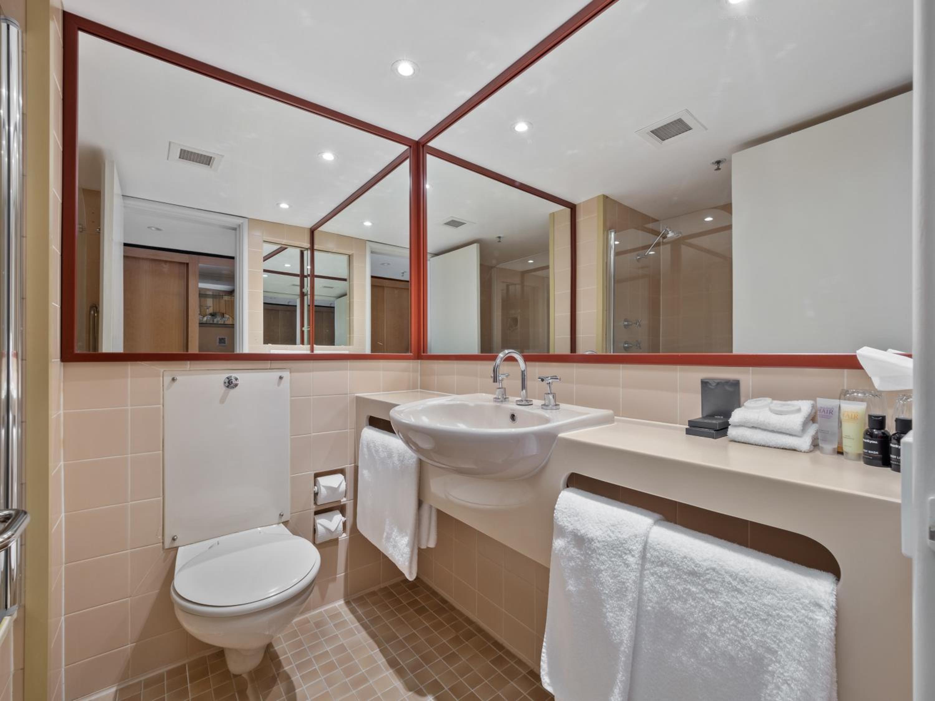 Standard, Triple, 1 Queen and 1 Single Bed, THREDBO ALPINE HOTEL 4/4