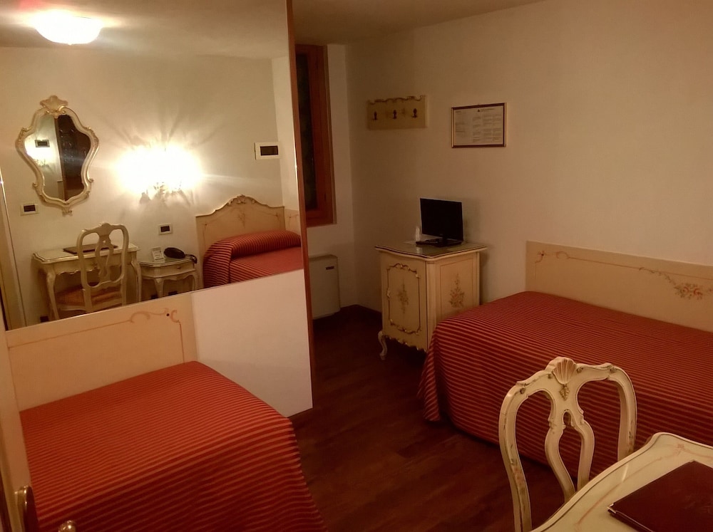 La Residenza 9/17