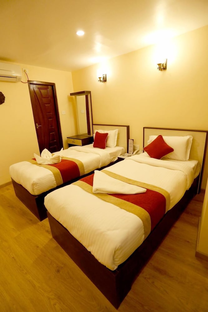 Hotel Readers Inn Pvt.Ltd 15/27