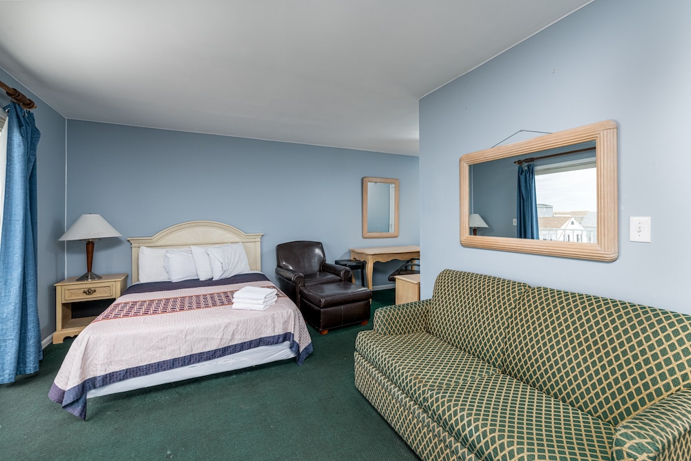 Hotel Charlee Villas By The Beach 13/62