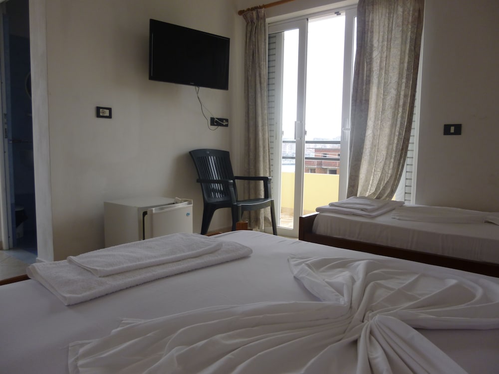 Hotel Real 11/57
