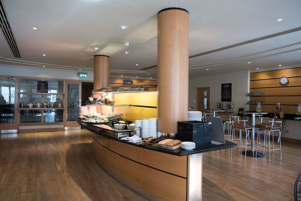 Thorpe Park Hotel And Spa 50/69