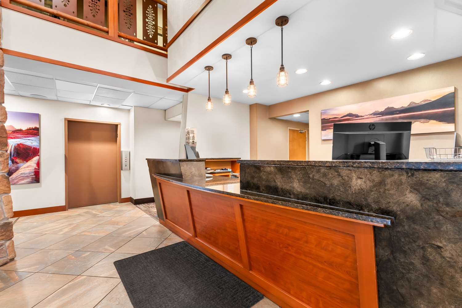 Best Western Rocky Mountain Lodge 5/43