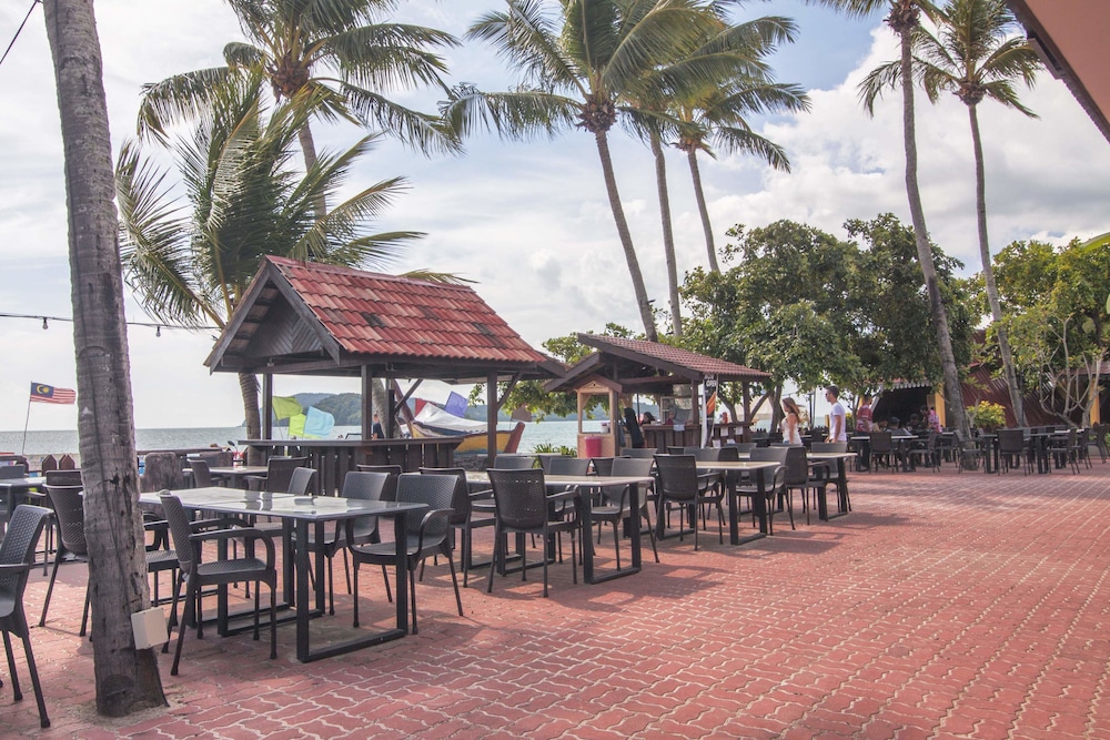Sandy Beach Resort Langkawi 12/16
