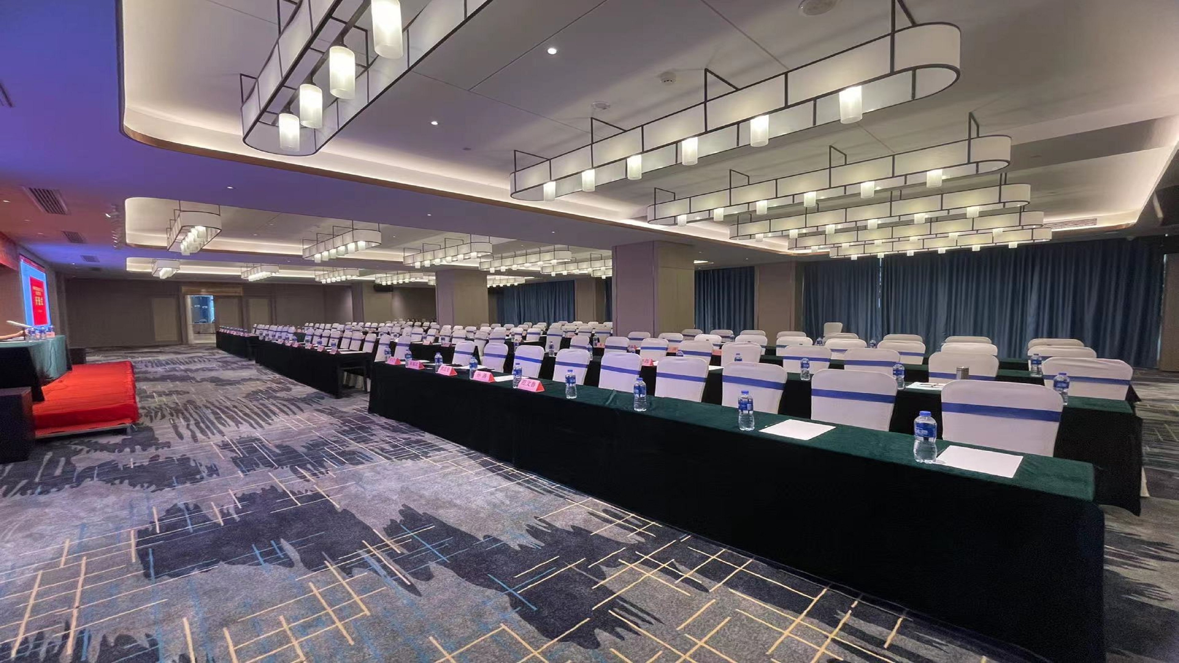 Holiday Inn Express Changzhou Xinbei 48/50