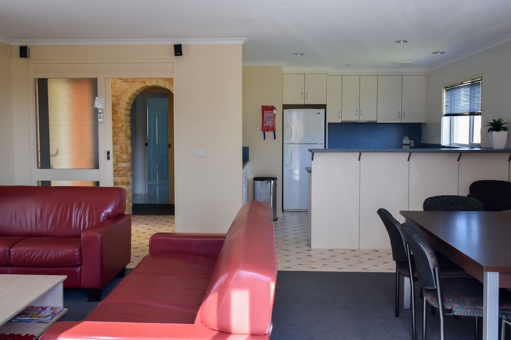 Beachway Motel Ulverstone 26/31