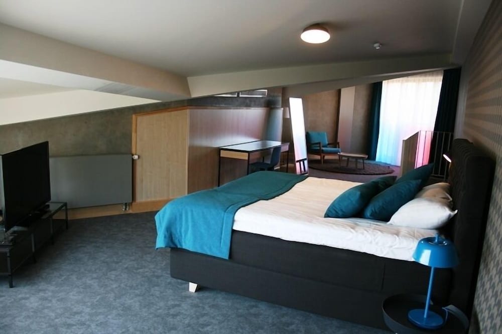 Kurshi Hotel And Spa 10/49