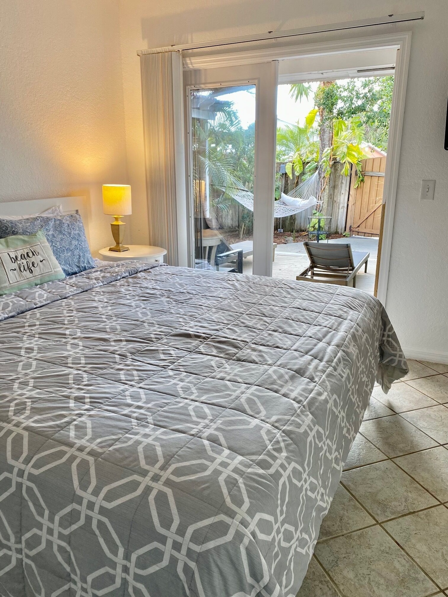 1 Bedroom, Jasmine, Cottage, King Bed, Bay View, Hot Tub