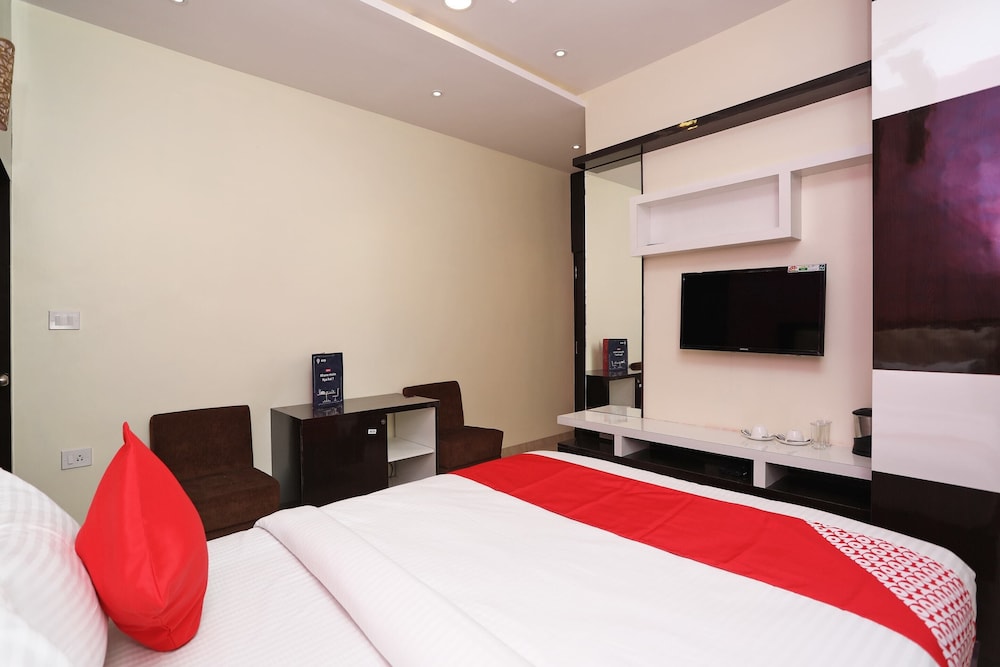 Oyo 15617 Abi's Inn 34/50