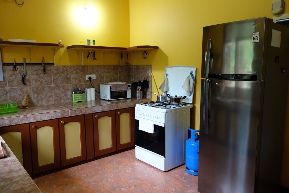 Manel Guesthouse 8/50