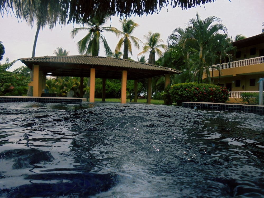 Hotel Delfin Playa Bejuco 50/50