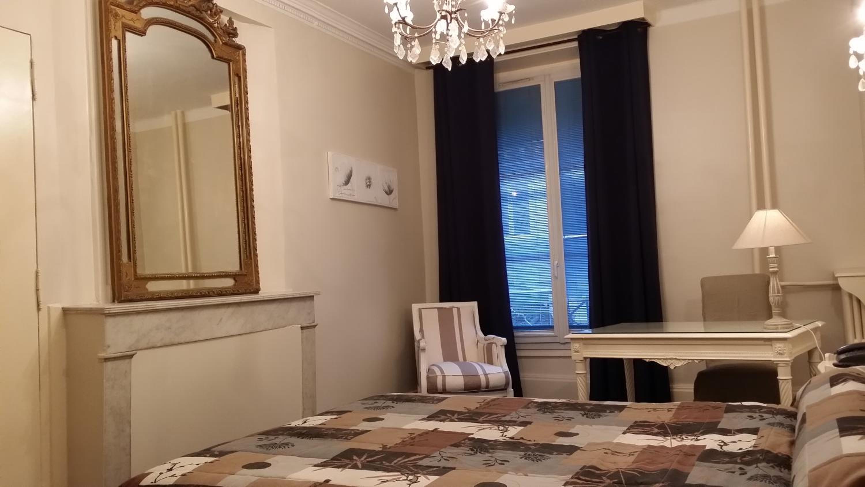 Hotel Azur 5/50
