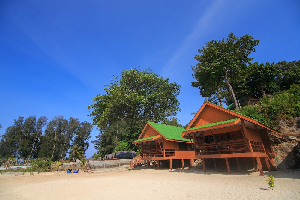 Mountain Resort Koh Lipe 7/70