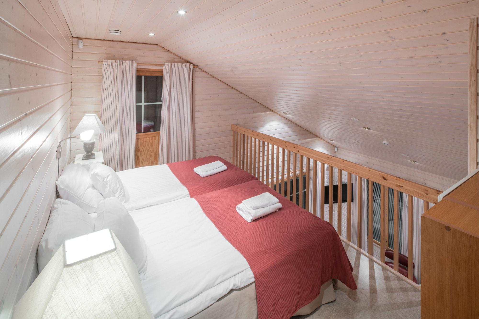 3 Bedrooms, Deluxe, Chalet, River View, Sauna