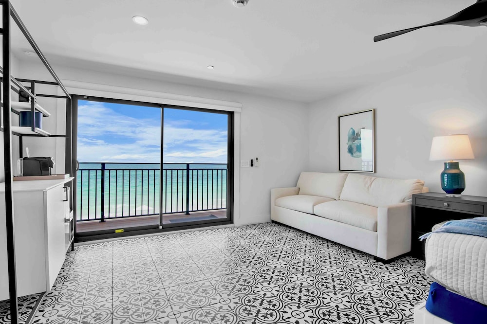 Seaside at Anna Maria Island Inn 25/46