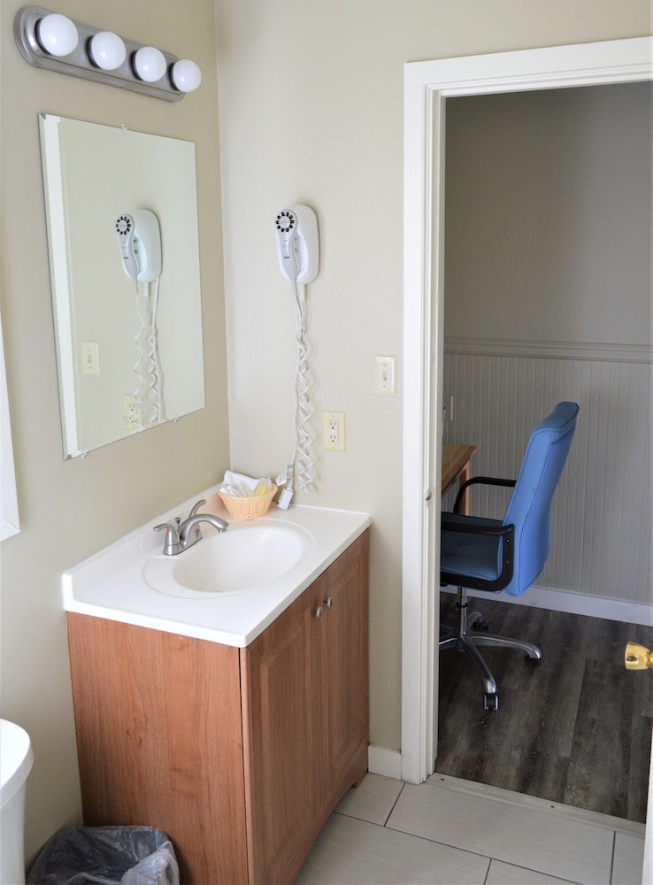Omeo Suites Glass Beach 50/50