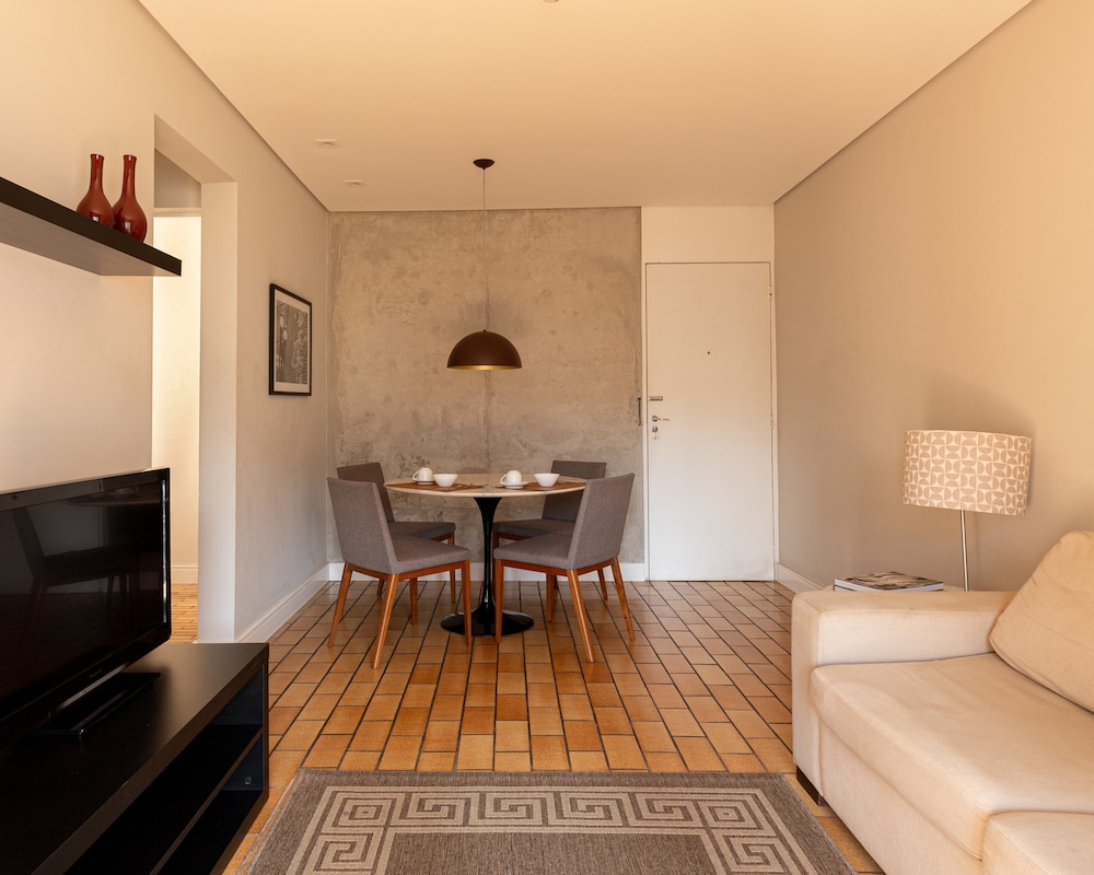Alameda Apart Hotel 50/62