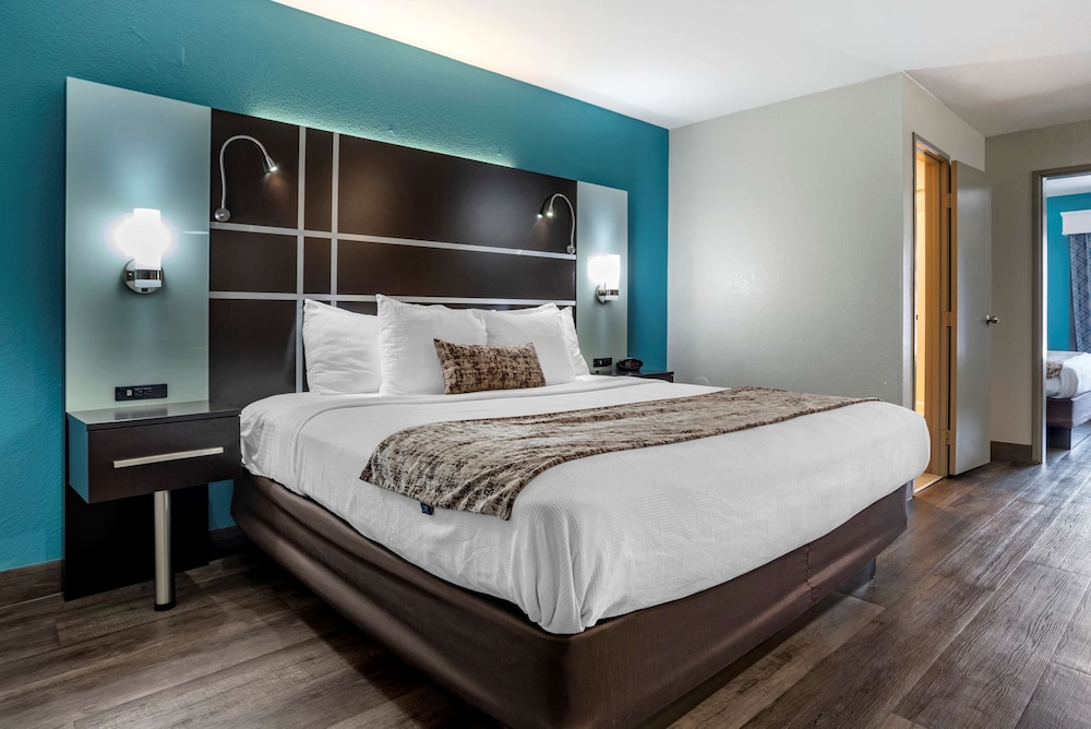 Best Western Carlton Suites 15/42