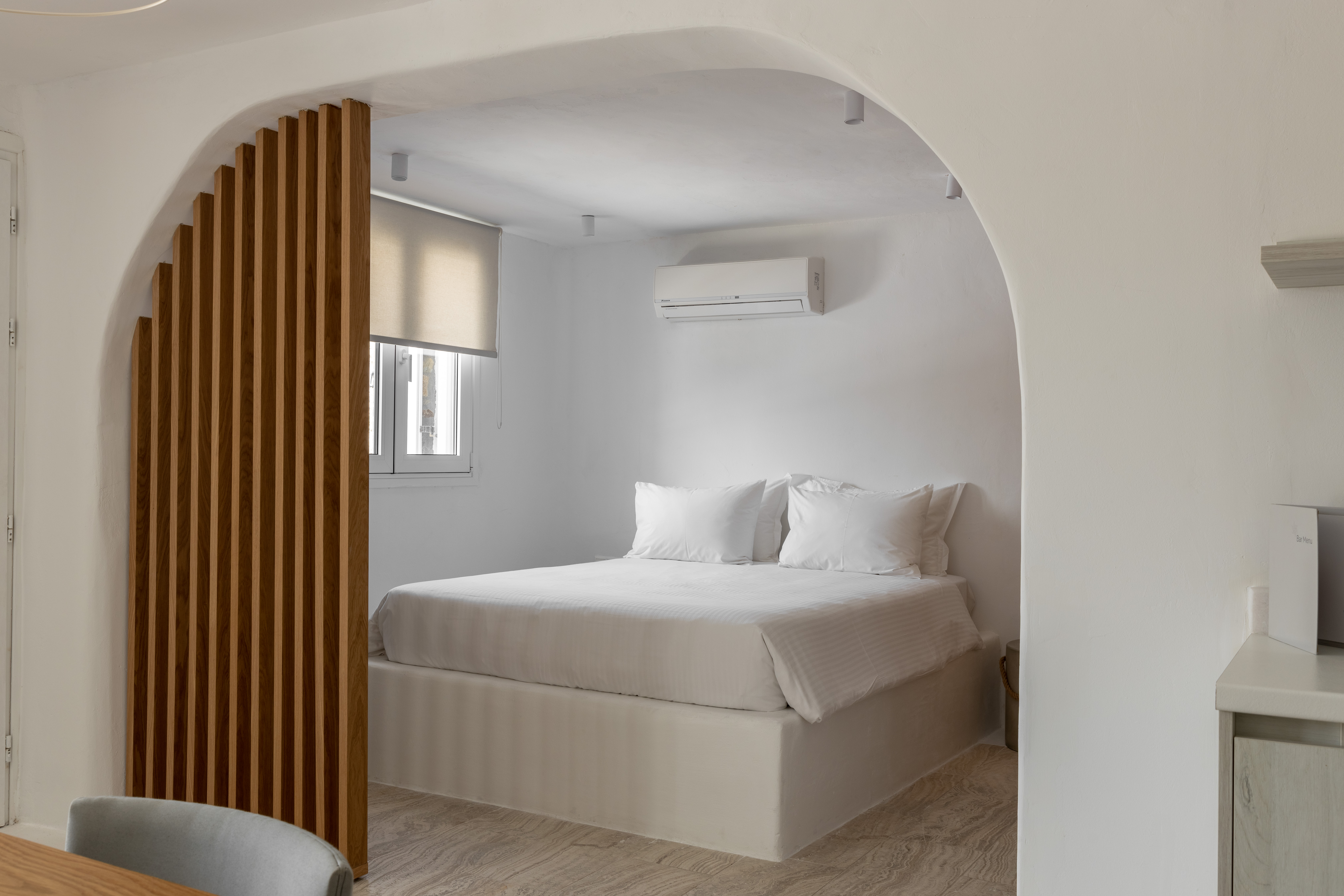 Superior, Suite, Lateral Side Sea View