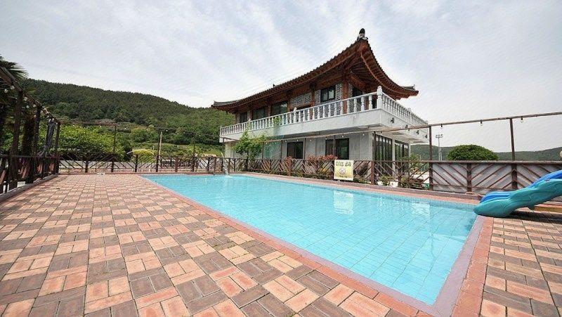 Tongyeong Happy Sea Pension 15/22