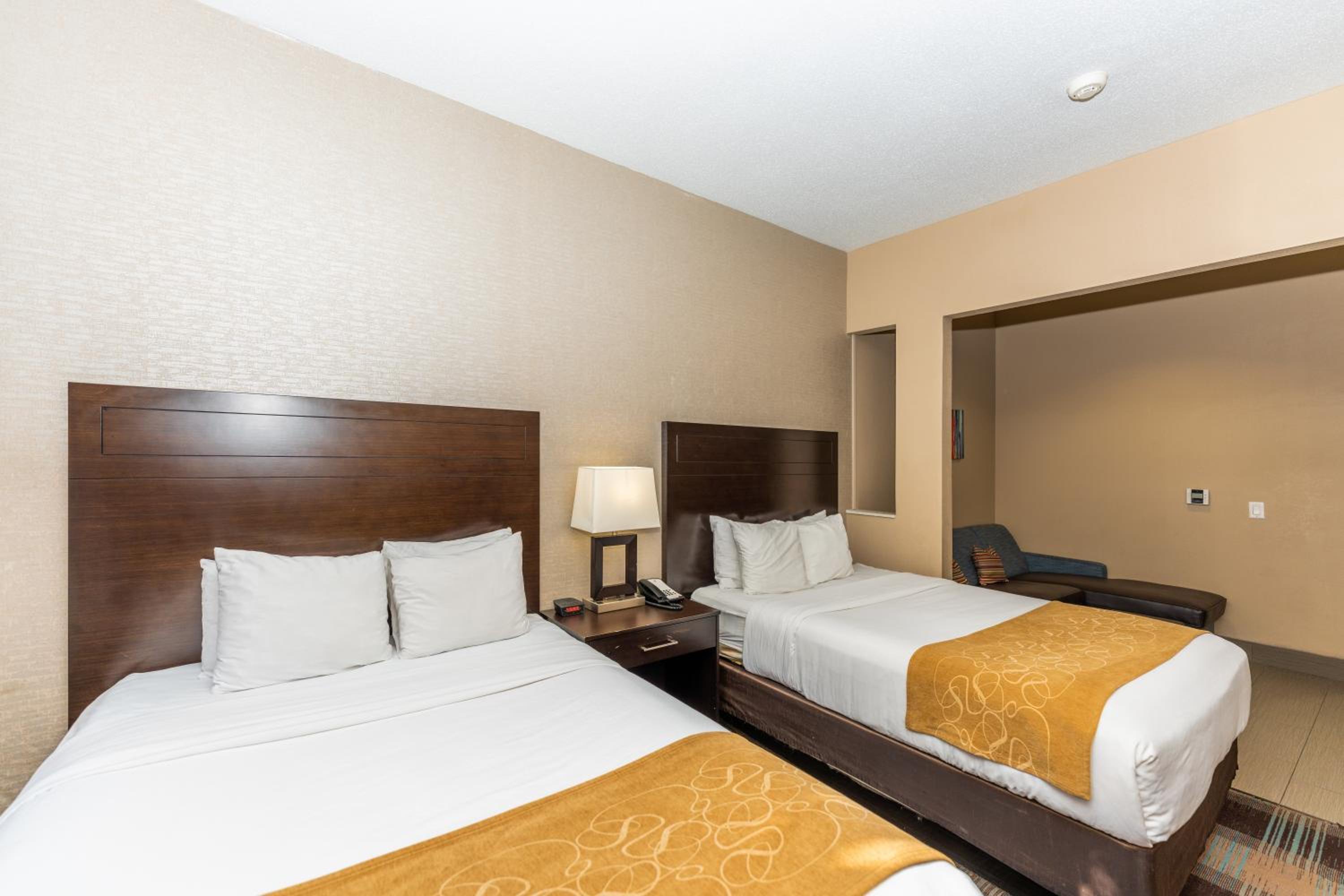 جناح بسرير كوين، Comfort Suites Houston West At Clay Road 6/10