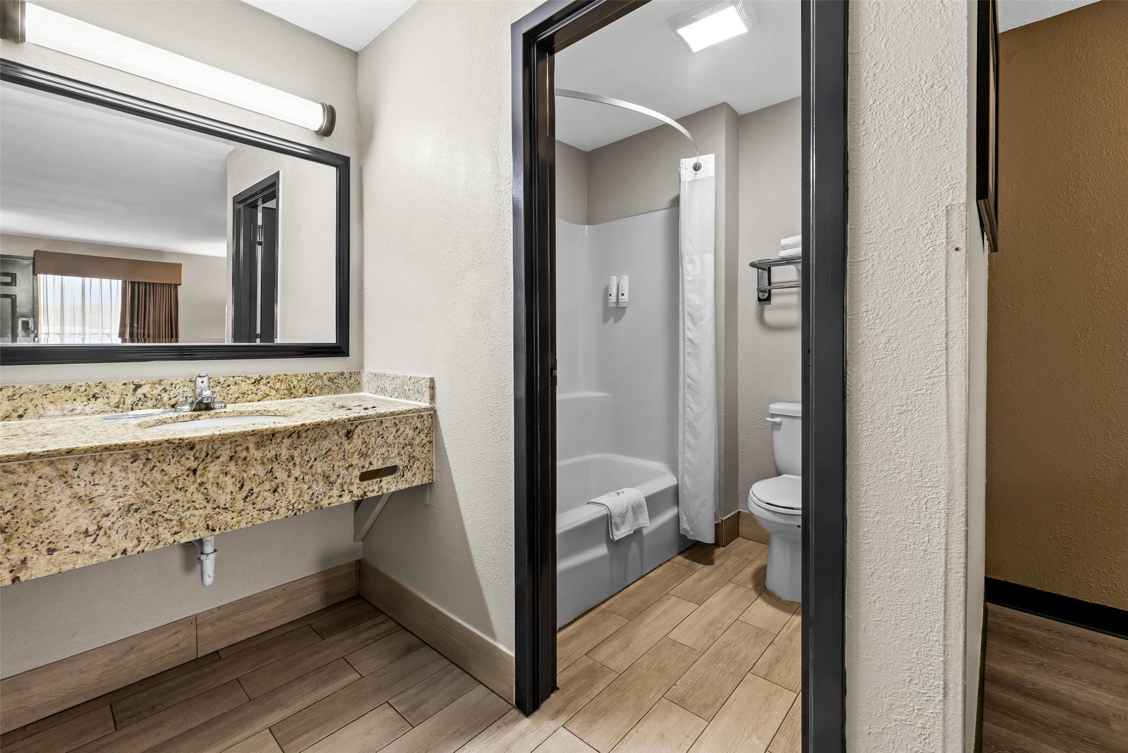 غرفة بسرير كينج، Quality Inn Richland - Jackson South 7/8