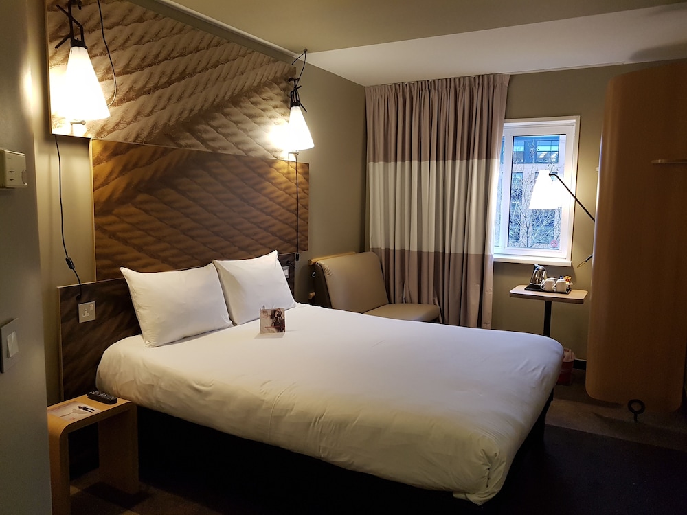 Ibis Sheffield City 8/47