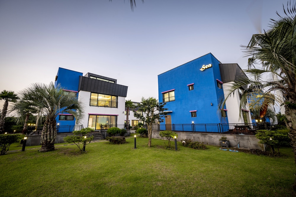 Jeju Blue & Sea 57/69