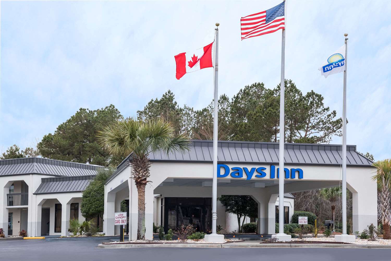 Days Inn by Wyndham Walterboro, SC 14/16