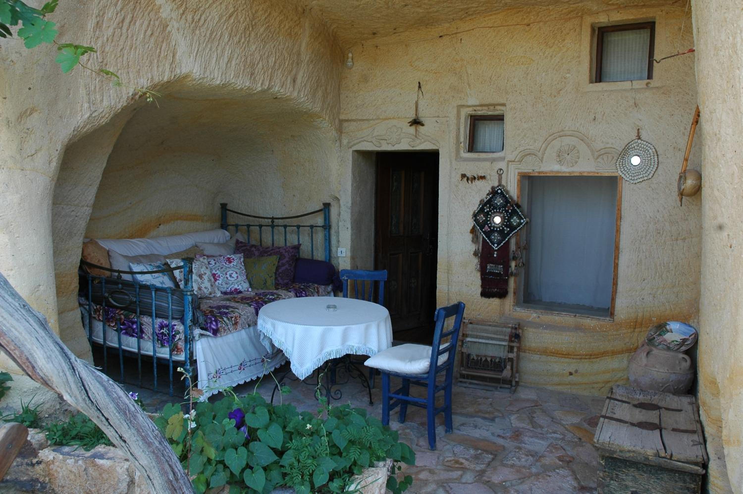 Elkep Evi Cave 7/50