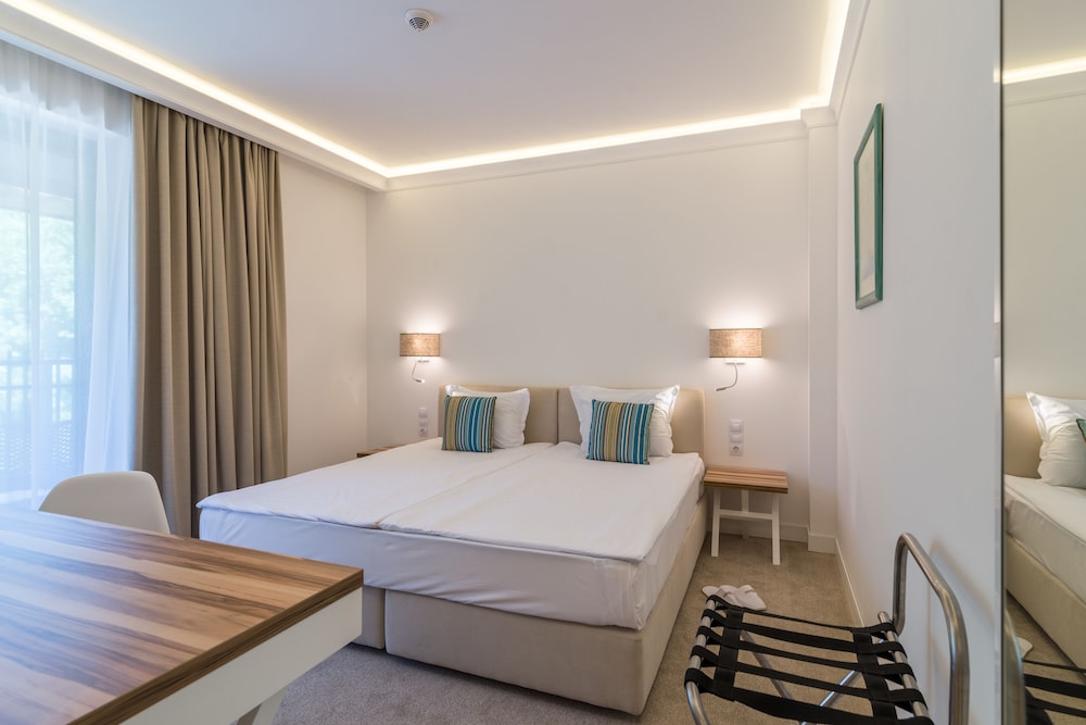 HVD Hotel Nympha Riviera Holiday Club Adults Only 18 14/45