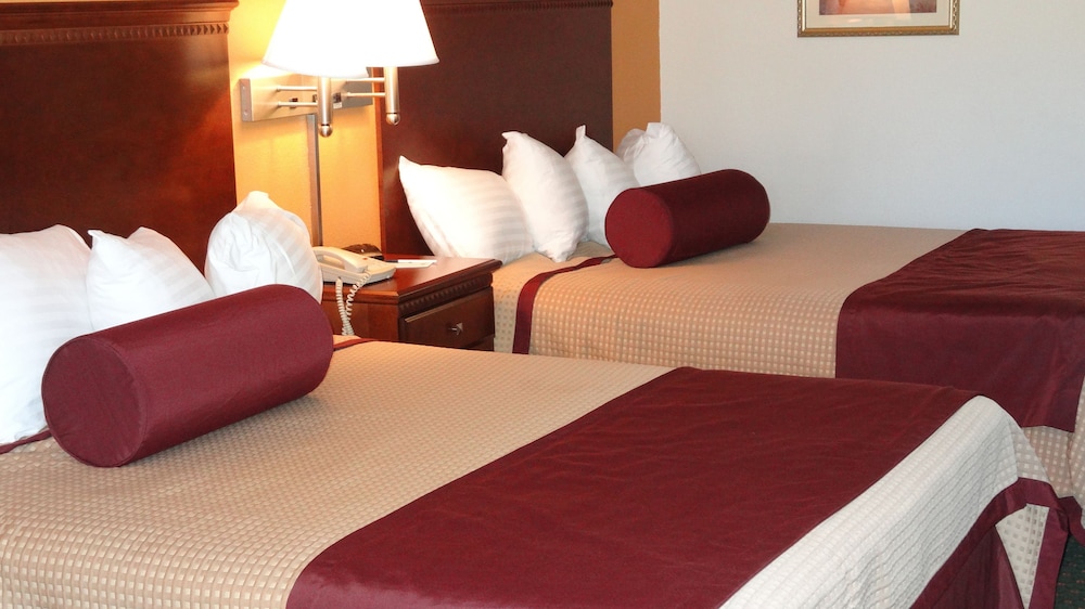 Cloverdale Wine Country Inn and Suites 20/47