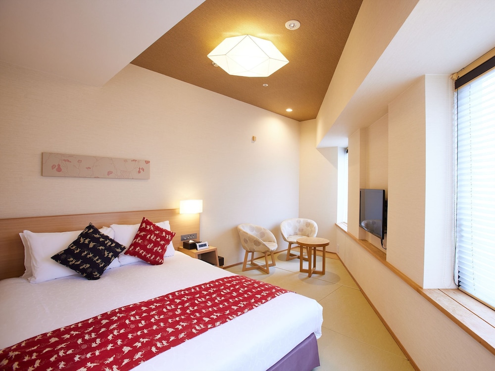 Room, Double Bed, Tatami, Corner