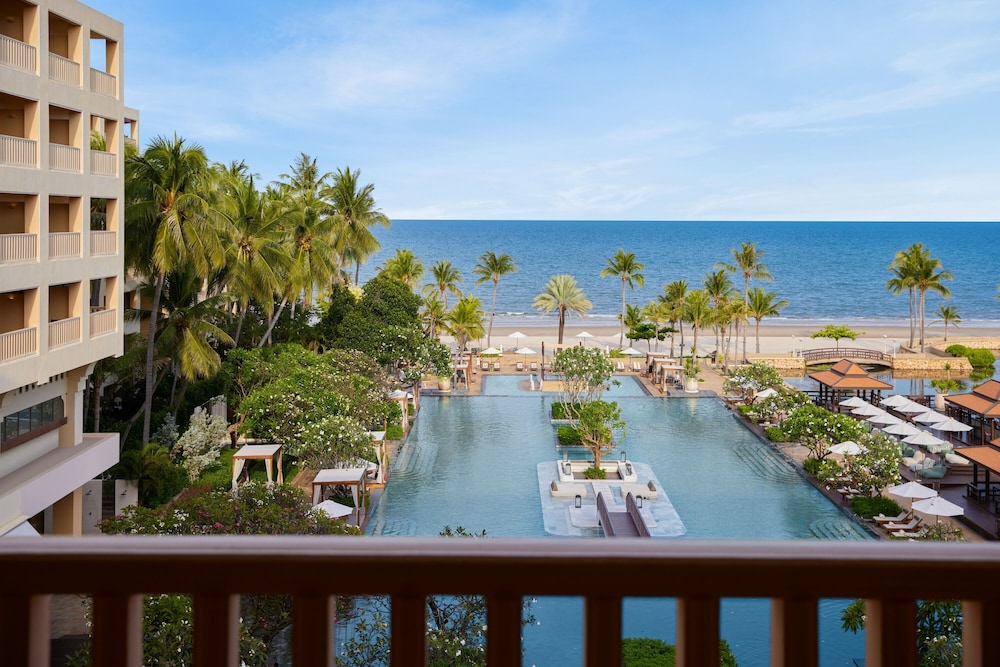 Dusit Thani Hua Hin 11/94