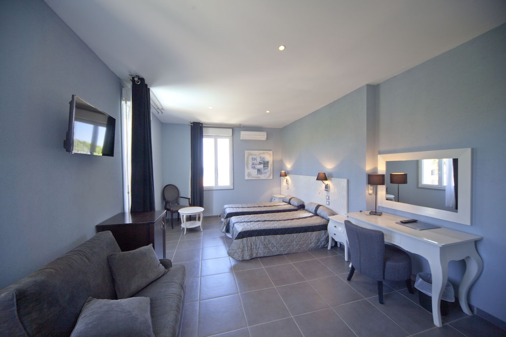 Splendid Hotel 49/71