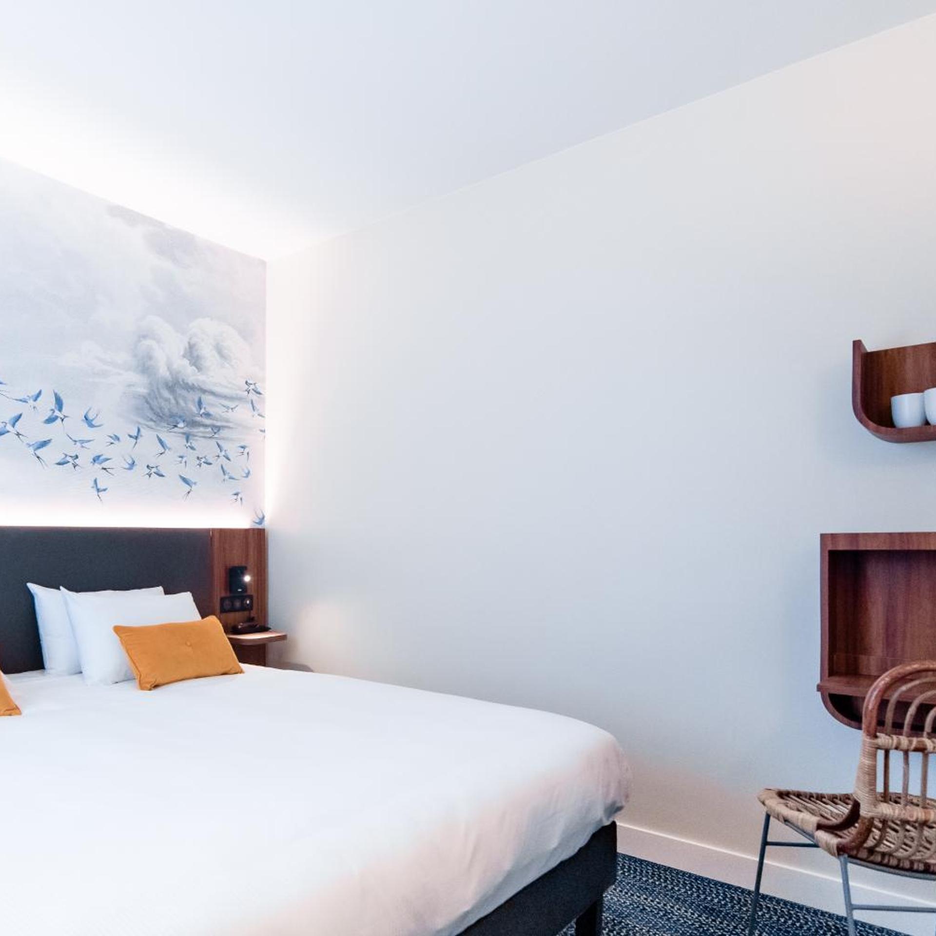 Medium, Superior, King Bed