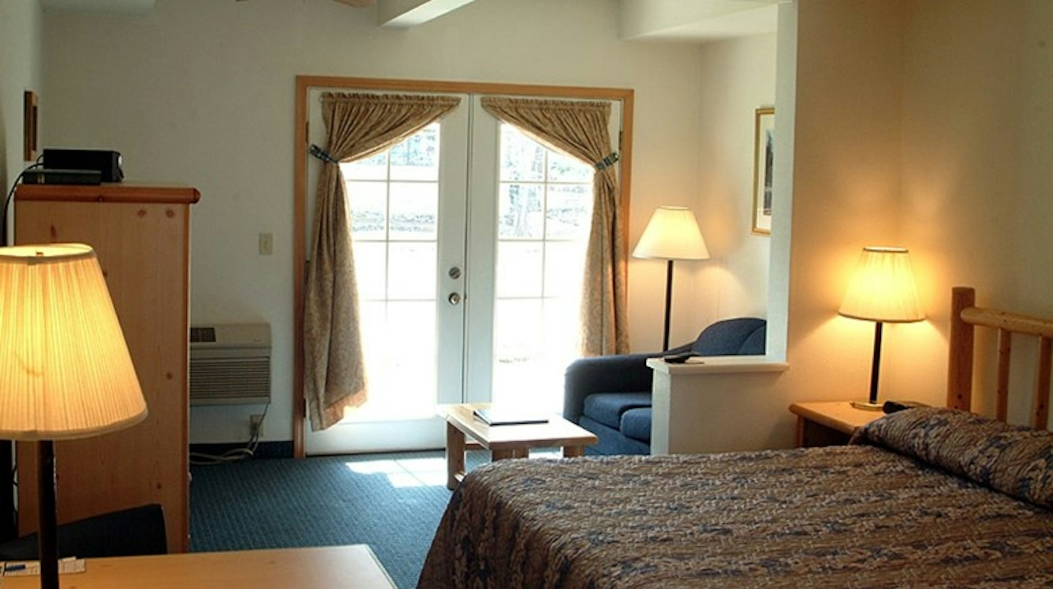 Edgewater Inn Shady Cove 12/27
