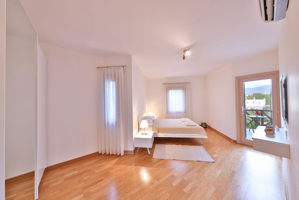 Myndos Residence 7/50