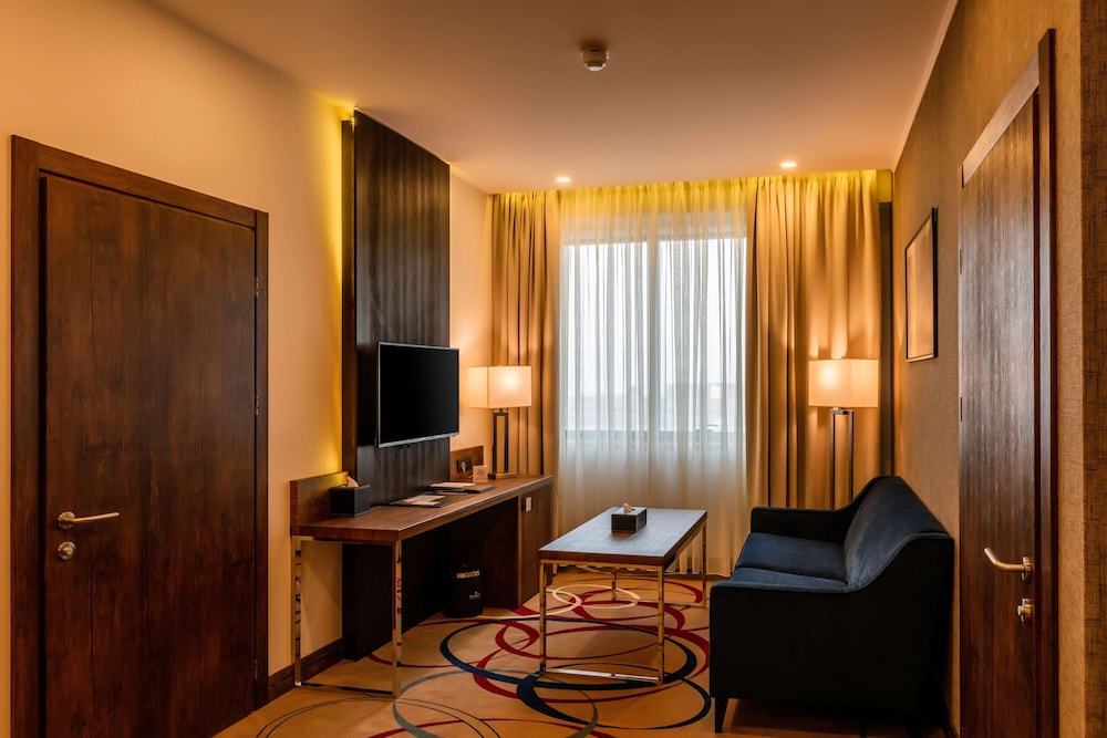 Ramada Hotel and Suites by Wyndham Yerevan 27/45