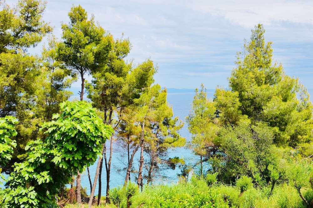 Aelia Sea View Studios 38/42