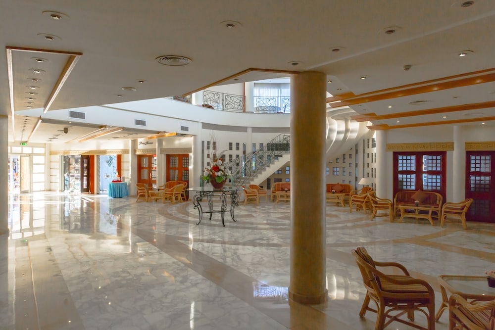 Invidia Coral Beach Tiran 12/137