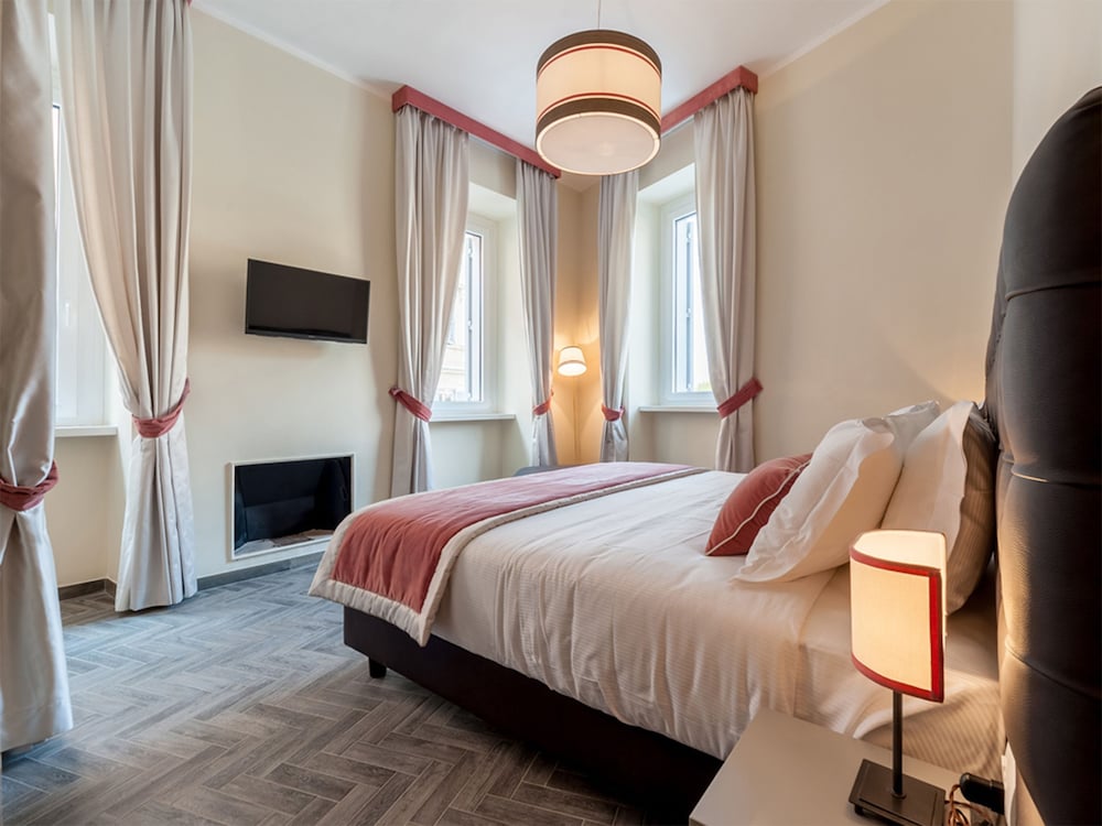 Foro Romano Luxury Suites 9/51