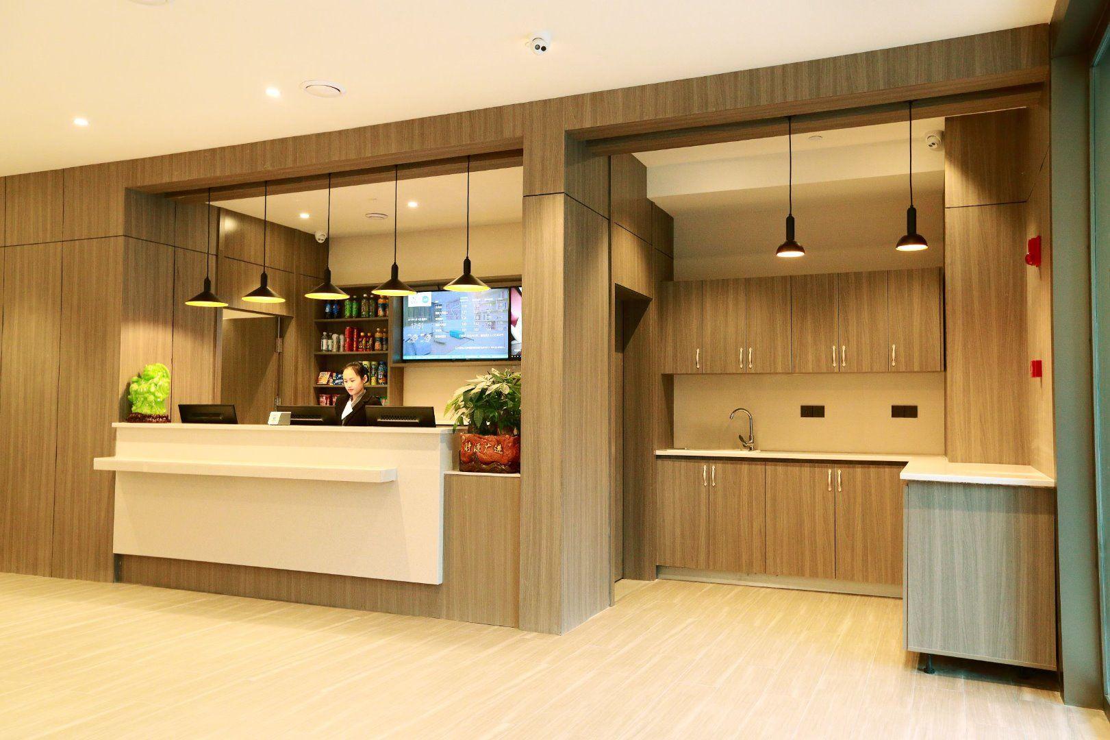 Hanting Hotel (Wansheng Old Street) 6/30