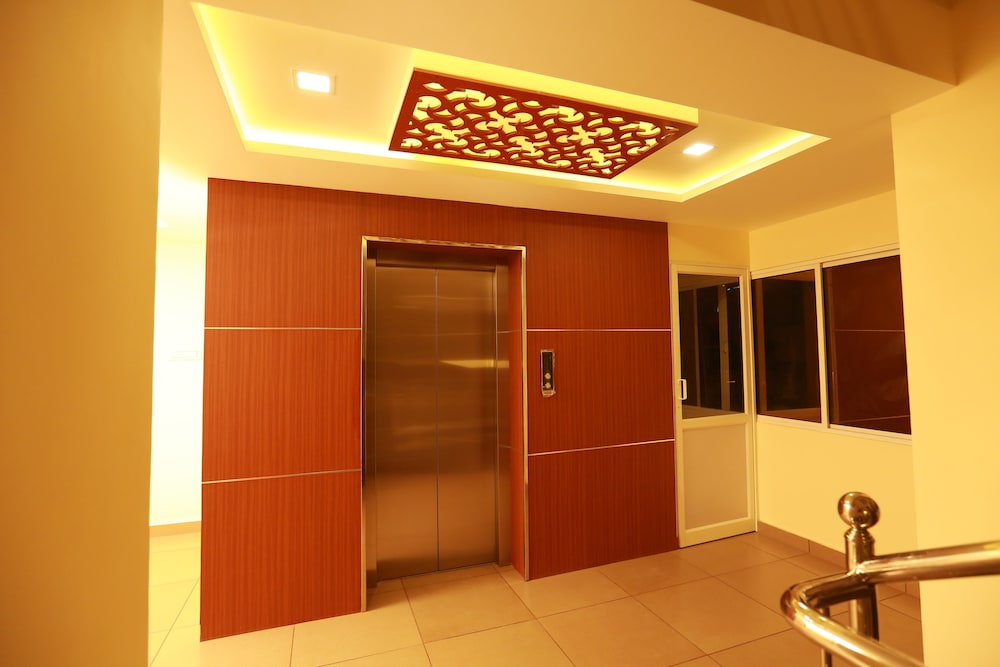 The Crescent Suites 19/33