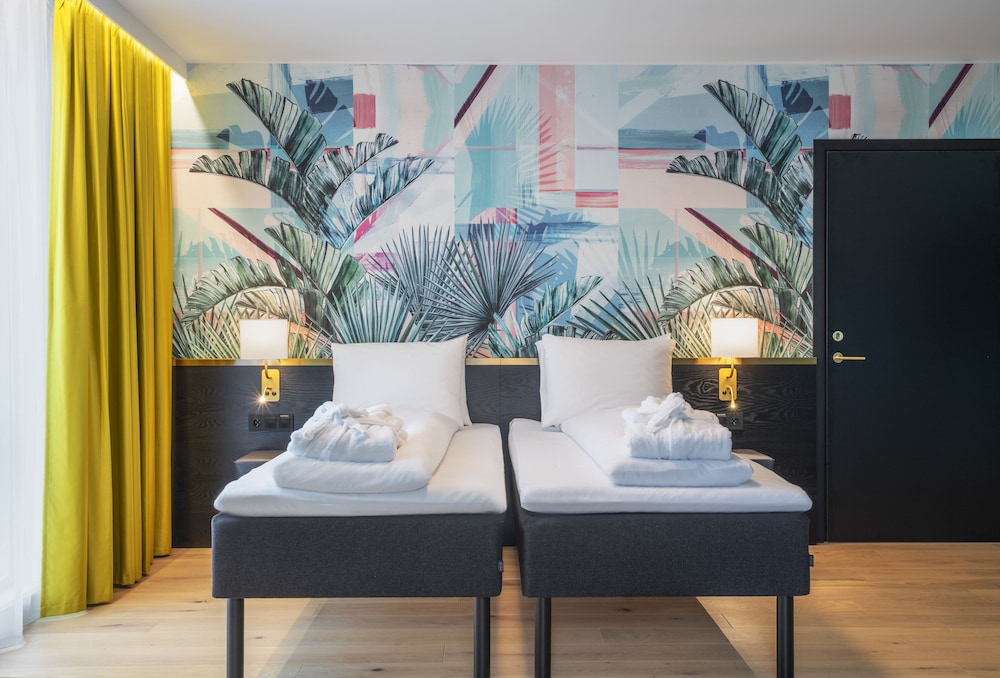 Thon Hotel Storo 22/76
