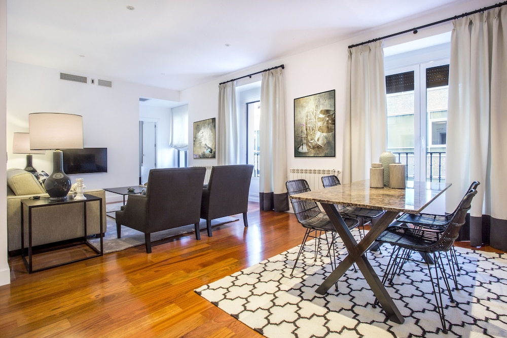 Slow Suites Augusto 32/39