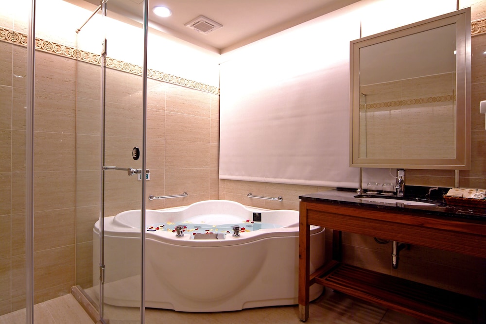 Jingan Classical Inn 33/34