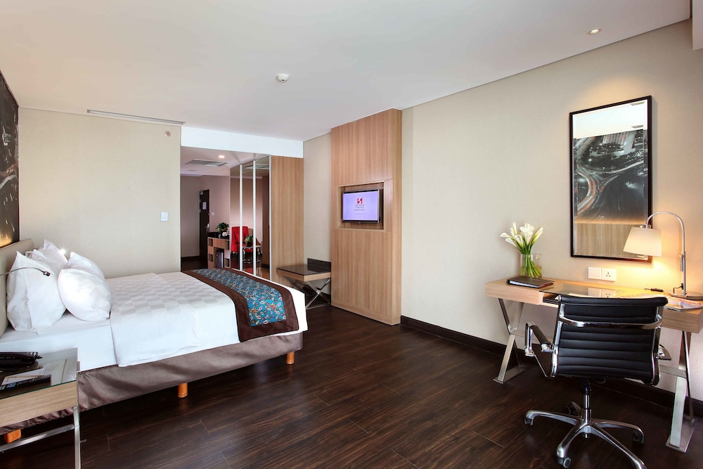 Swiss-Belhotel Airport Jakarta 11/42